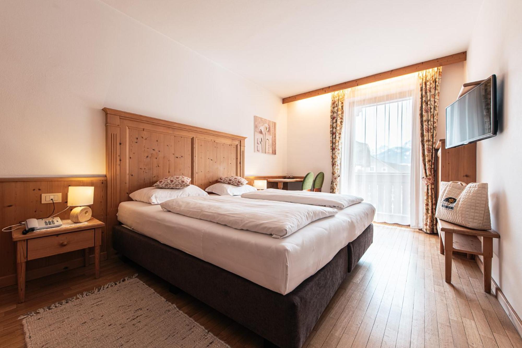 Hotel Goldene Rose Monguelfo-Tesido / Welsberg-Taisten Esterno foto