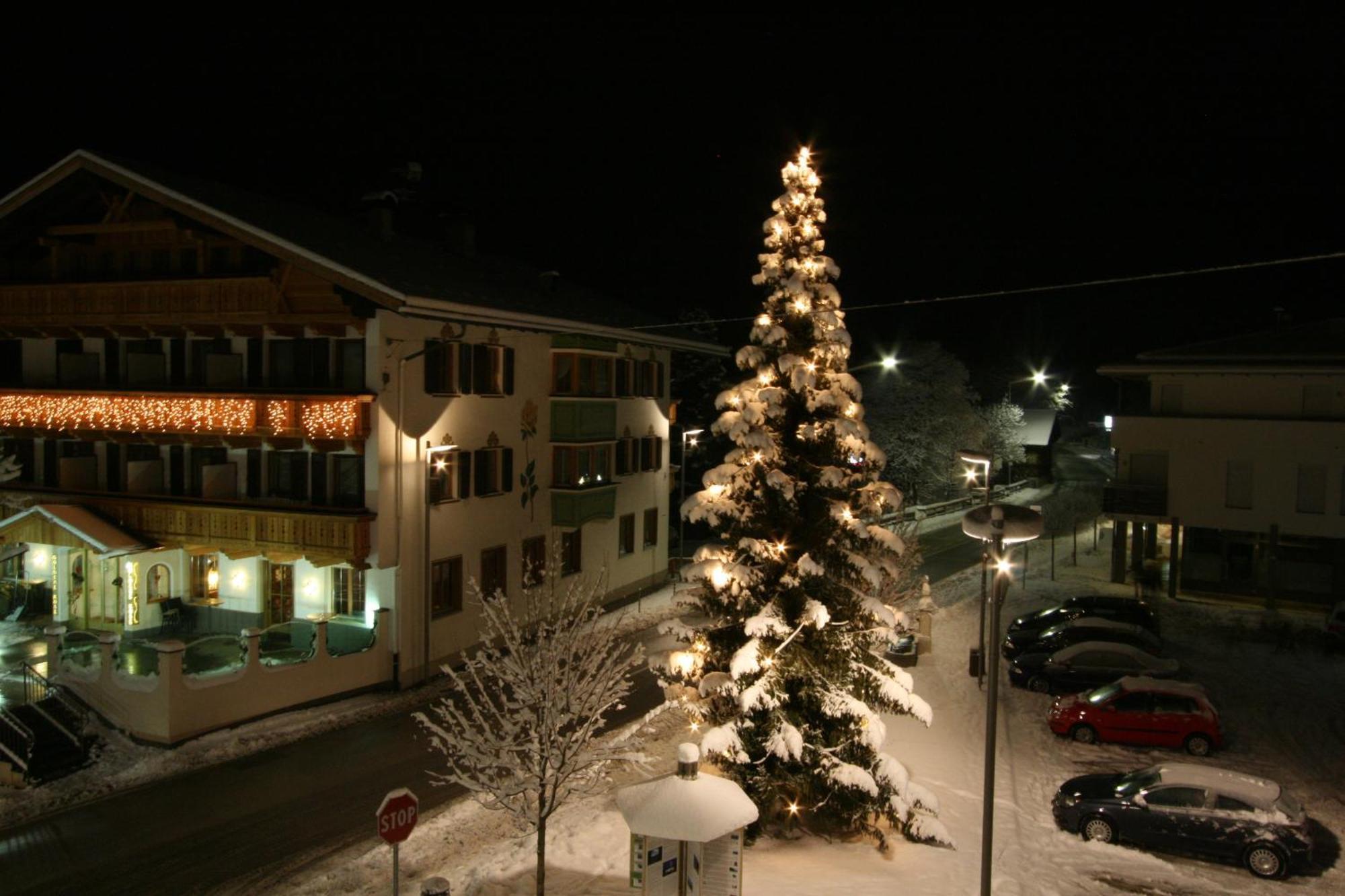 Hotel Goldene Rose Monguelfo-Tesido / Welsberg-Taisten Esterno foto