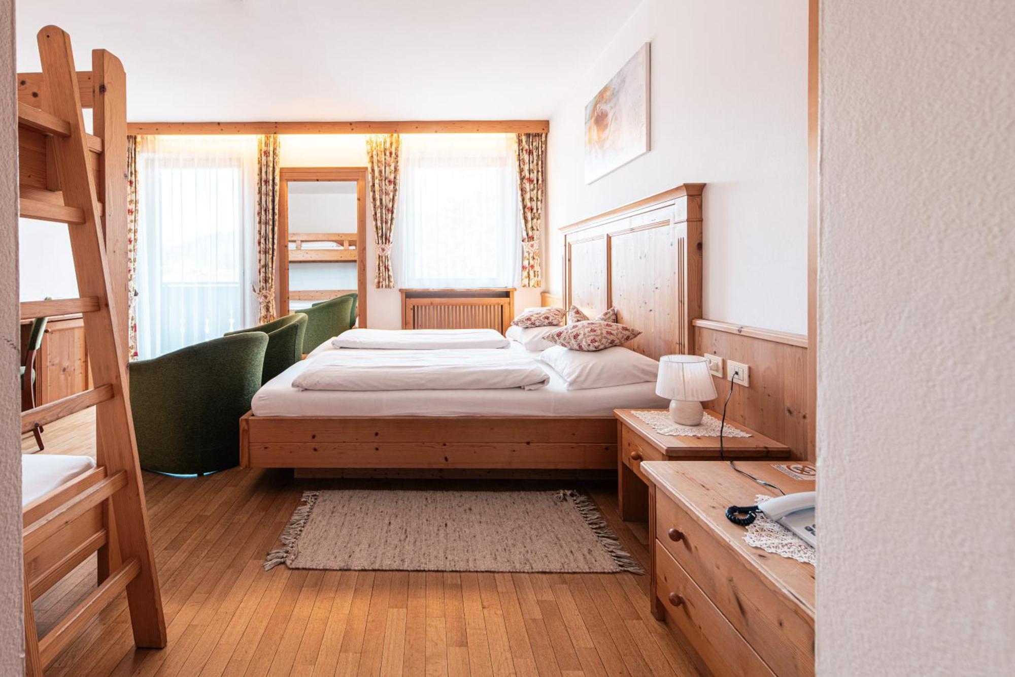 Hotel Goldene Rose Monguelfo-Tesido / Welsberg-Taisten Esterno foto