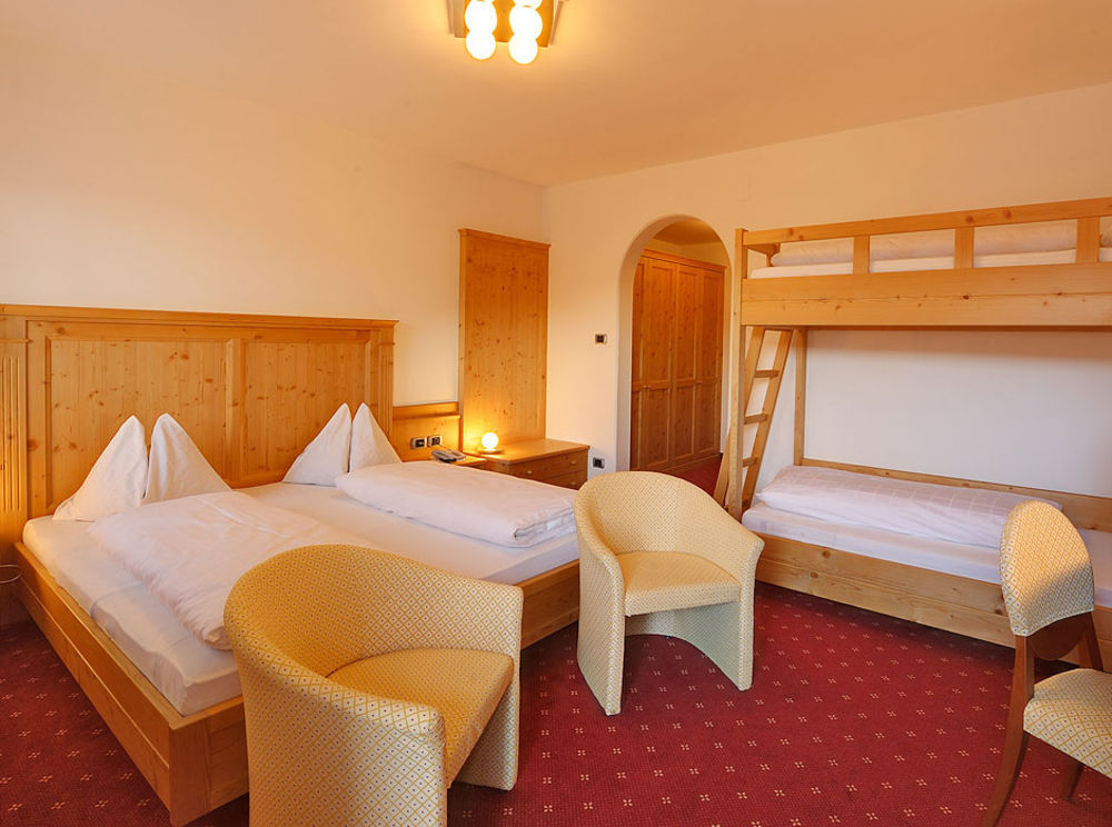 Hotel Goldene Rose Monguelfo-Tesido / Welsberg-Taisten Esterno foto